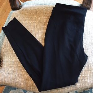 Chico’s So Slimming Black Leggings / Pants